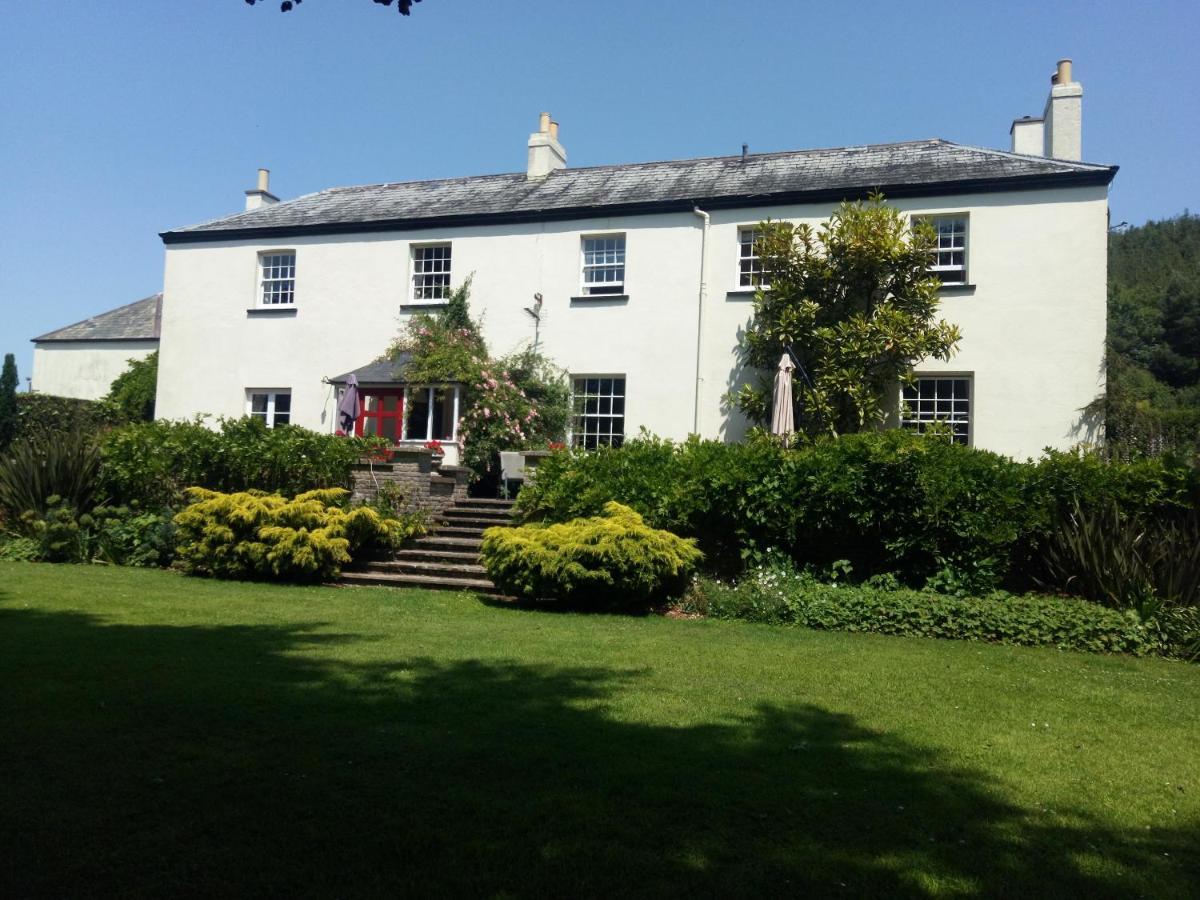 Buckley Farmhouse B & B Сидмут Екстериор снимка
