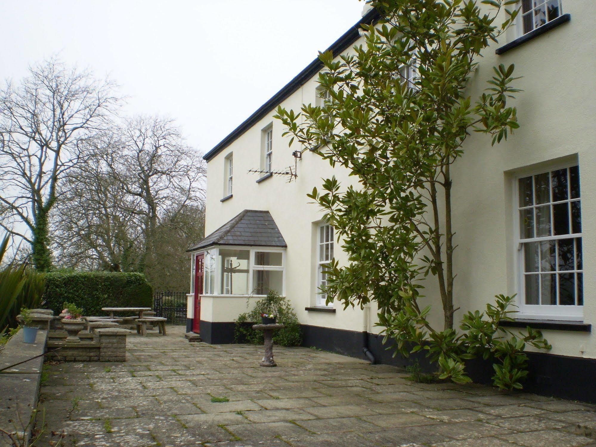 Buckley Farmhouse B & B Сидмут Екстериор снимка