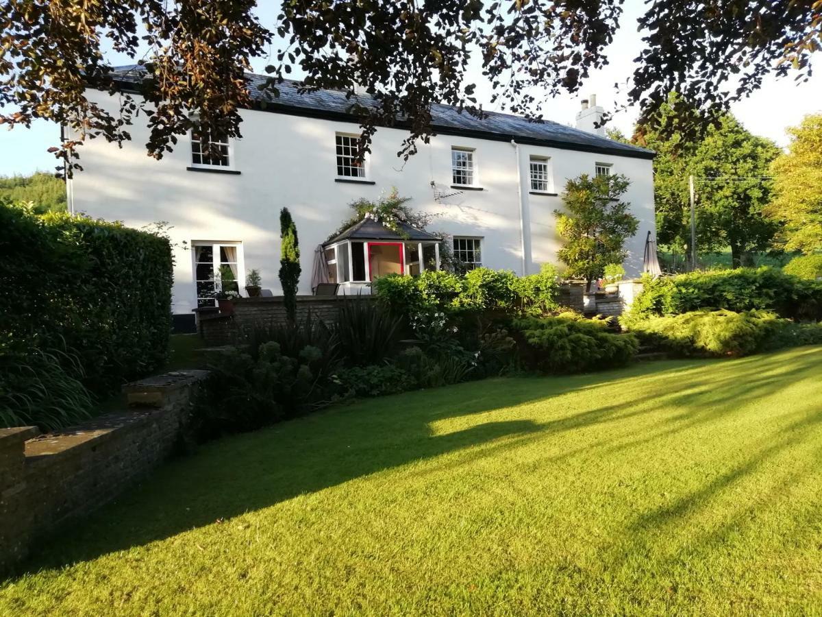 Buckley Farmhouse B & B Сидмут Екстериор снимка